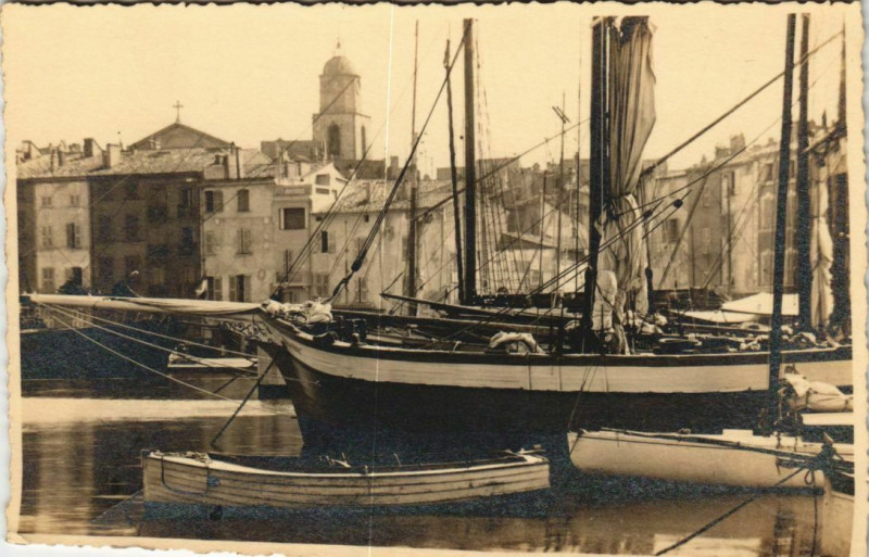 Carte postale ancienne Var - Harbour Scene