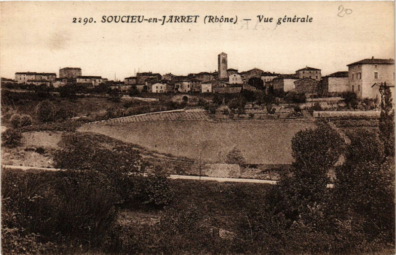 Carte postale ancienne Soucieu-en-Jarret - Vue générale