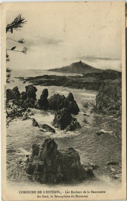 Carte postale ancienne Corniche de l'Esterel - Les Rochers de la Beaumette