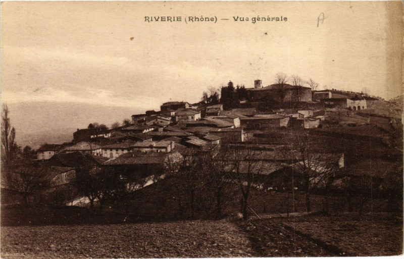Carte postale ancienne Riverie - Vue générale à Riverie