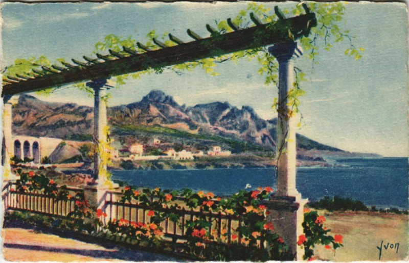 Carte postale ancienne Agay Le Cap Roux