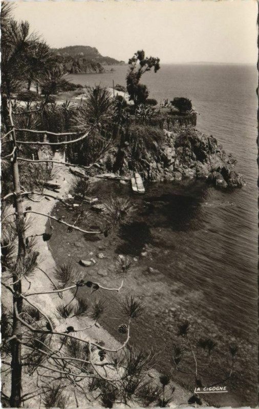 Carte postale ancienne Corniche d'Or - Rochers et Calanques