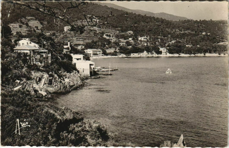 Carte postale ancienne Aiguebelle Vue Generale