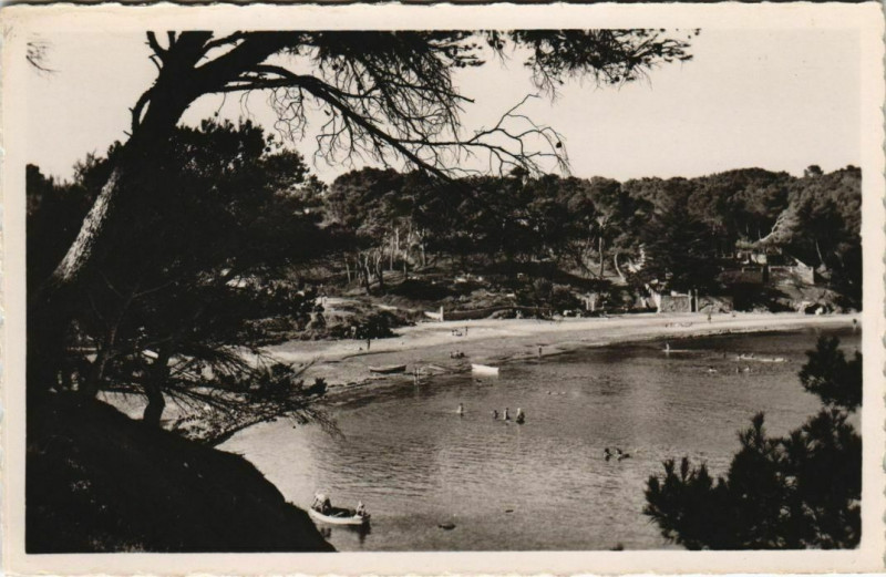 Carte postale ancienne La Seyne-sur-Mer Plage de Fabregas à La Seyne-sur-Mer