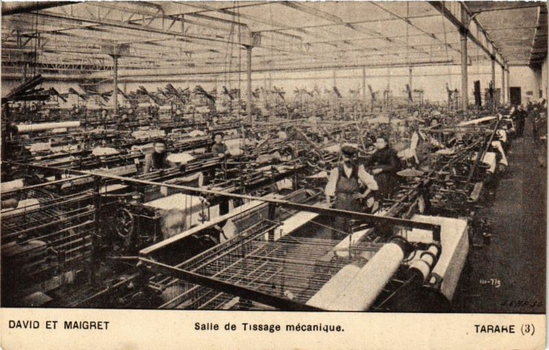Carte postale ancienne Tarare - David et Maigret - Salle de Tissage Mécanique à Tarare