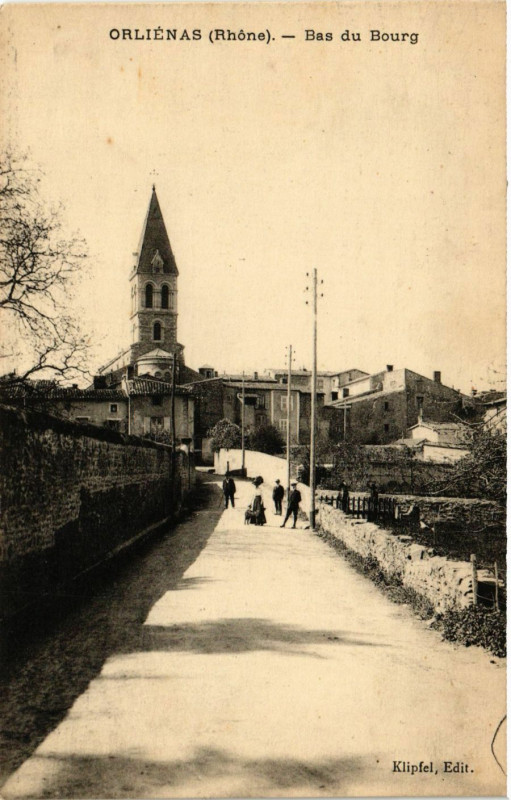 Carte postale ancienne Orlienas - Bas du Bourg à Orliénas