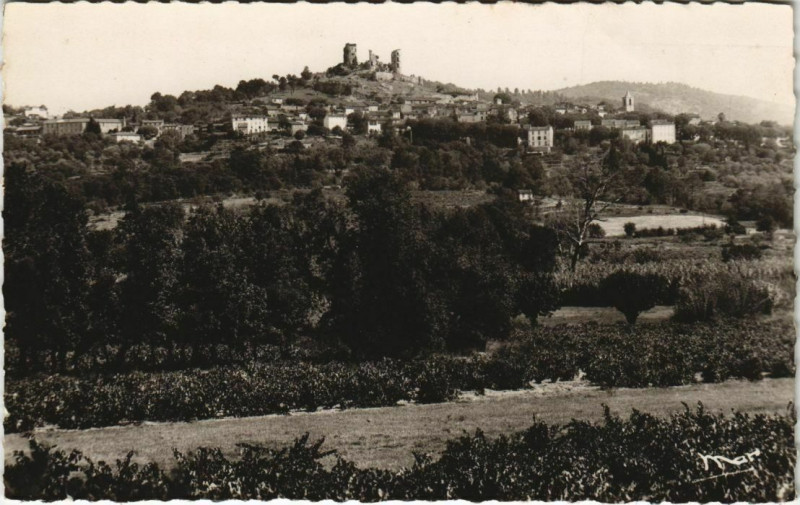 Carte postale ancienne Grimaud Vue Generale à Grimaud