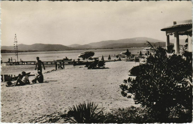 Carte postale ancienne Grimaud Plage de Beauvallon à Grimaud