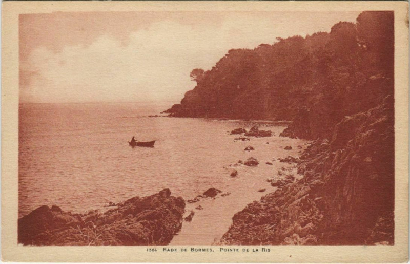 Carte postale ancienne Bormes-les-Mimosas Rade Bormer - Pointe de la Ris à Bormes-les-Mimosas