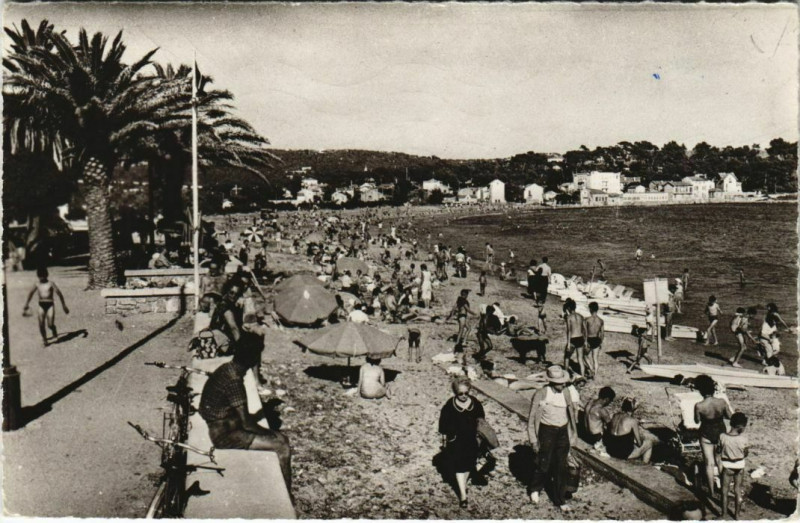 Carte postale ancienne La Seyne-sur-Mer La Plage des Sablettes à La Seyne-sur-Mer