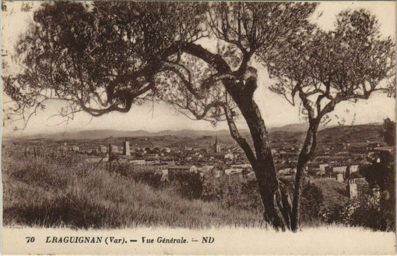 Carte postale ancienne Draguignan Vue Generale à Draguignan