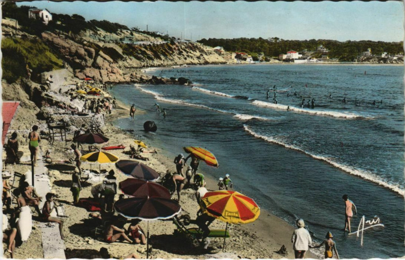 Carte postale ancienne Bandol Plage du Lido France à Bandol