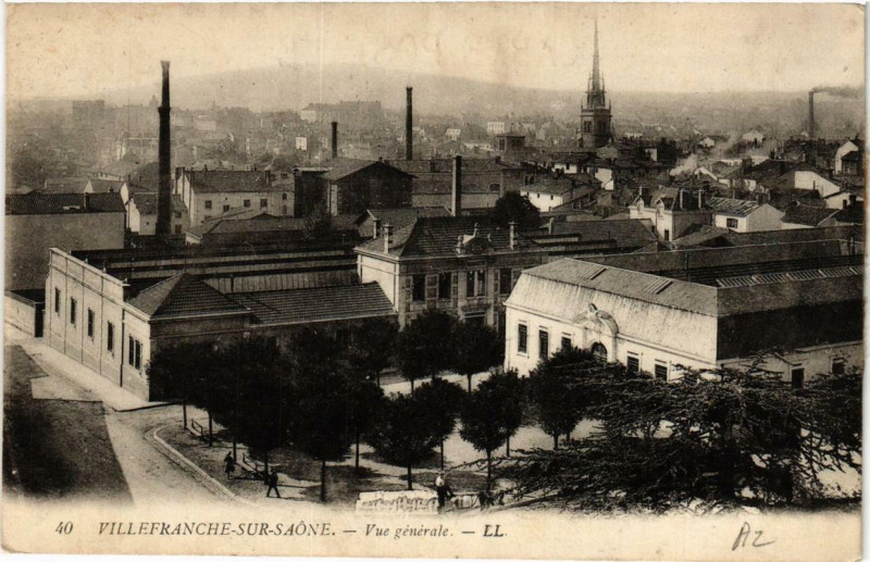 Carte postale ancienne Villefranche-sur-Saone Vue générale à Villefranche-sur-Saône