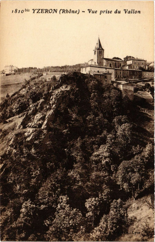 Carte postale ancienne Ytzeron - Vue prise du Vallon