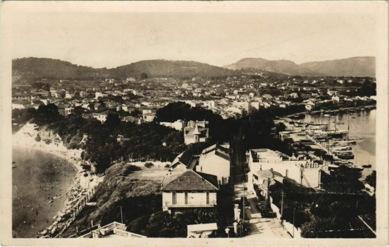 Carte postale ancienne Bandol vue generale France à Bandol