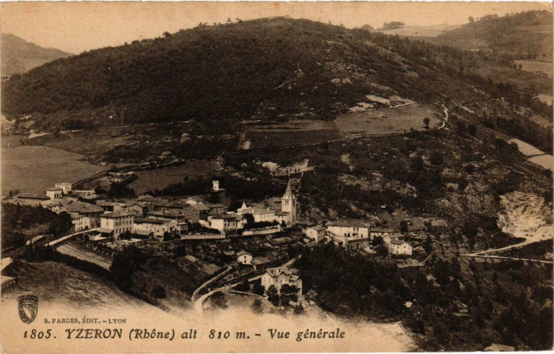 Carte postale ancienne Ytzeron alt 810 m - Vue générale