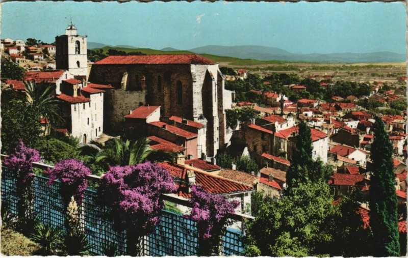 Carte postale ancienne Hyeres vue sur la vieille ville France à Hyères