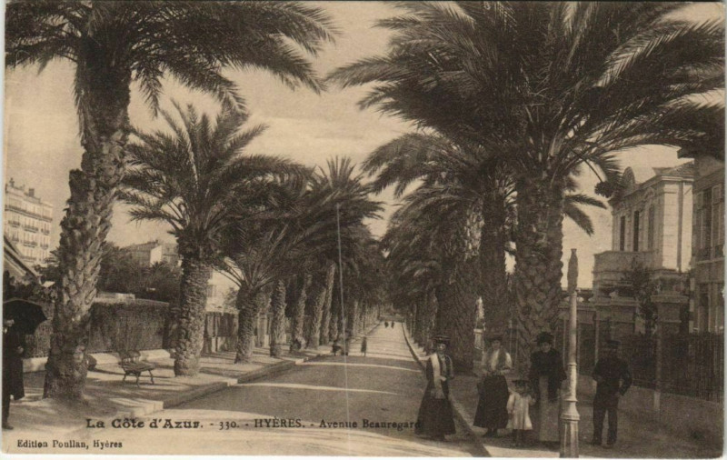 Carte postale ancienne Hyeres Avenue Beauregard France à Hyères