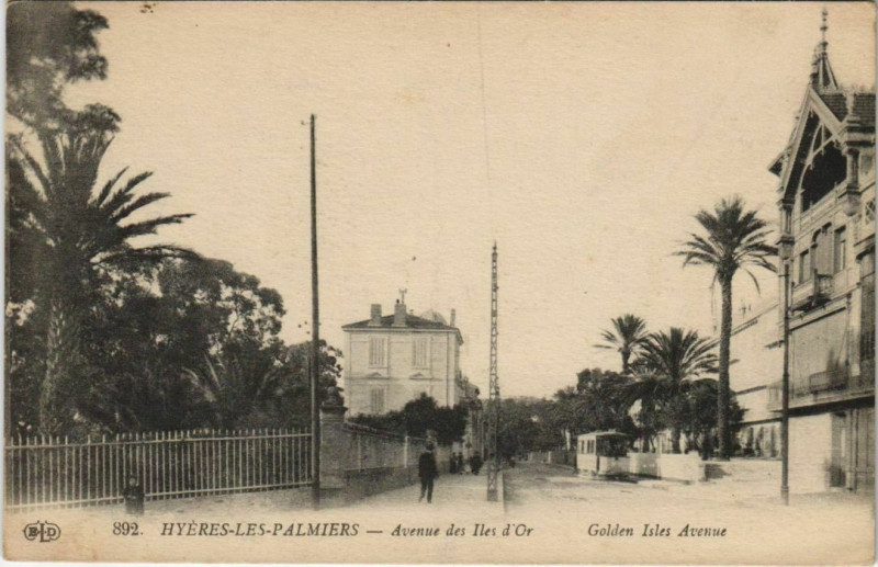 Carte postale ancienne Hyeres Avenue des Iles d'Or France à Hyères