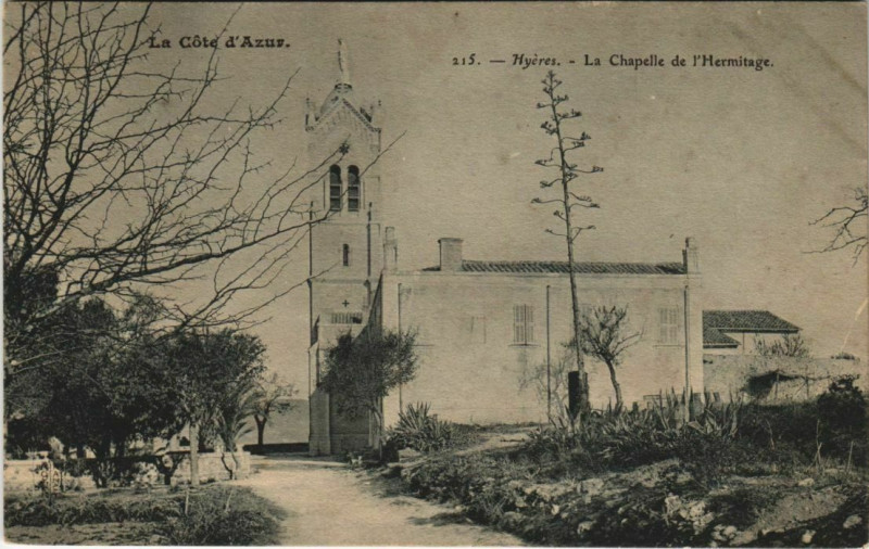 Carte postale ancienne Hyeres La Chapelle de l'Hermitage France à Hyères
