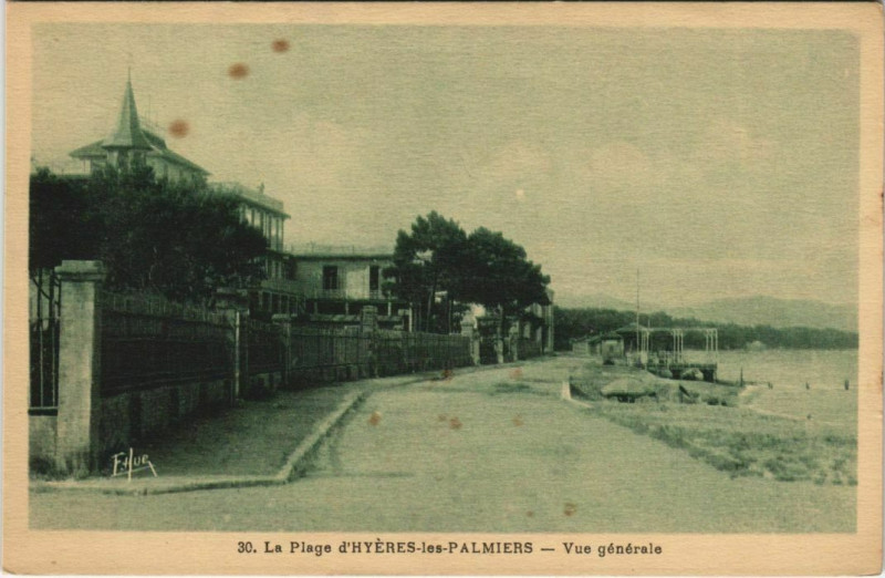 Carte postale ancienne Hyeres La Plage ,vue generale France à Hyères