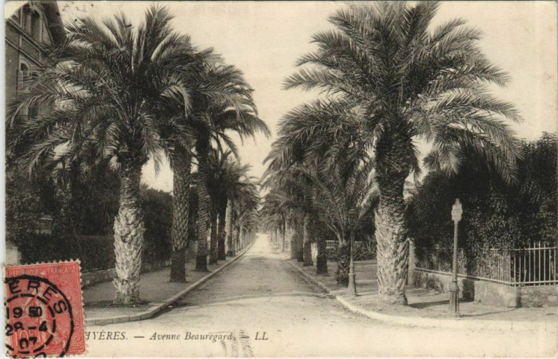 Carte postale ancienne Hyeres Avenue Beauregard France à Hyères