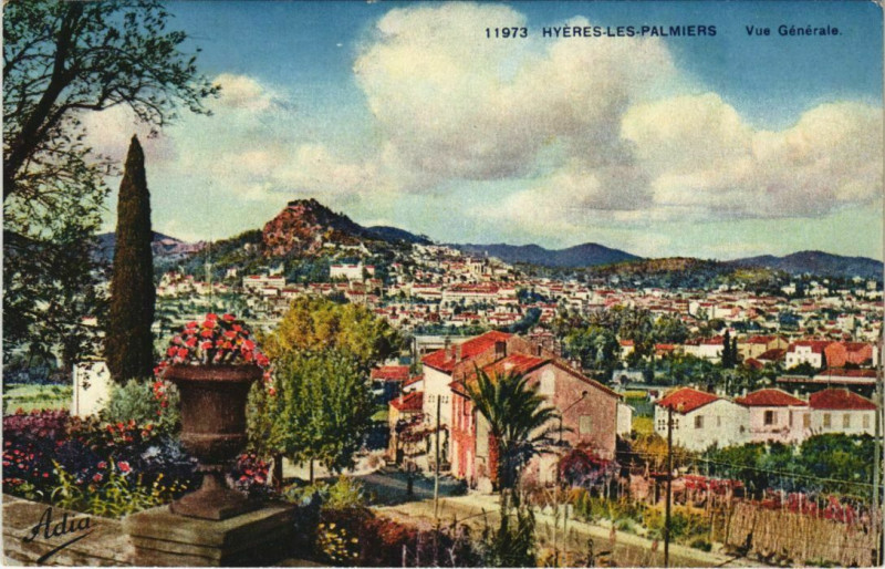 Carte postale ancienne Hyeres vue generale France à Hyères