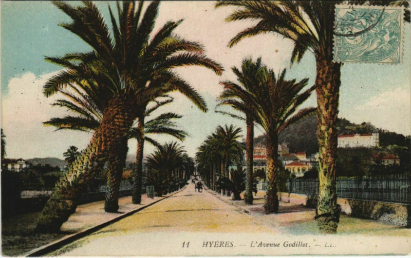 Carte postale ancienne Hyeres Avenue Godillot France à Hyères