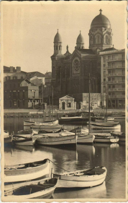 Carte postale ancienne Saint Raphael Dans le Port France