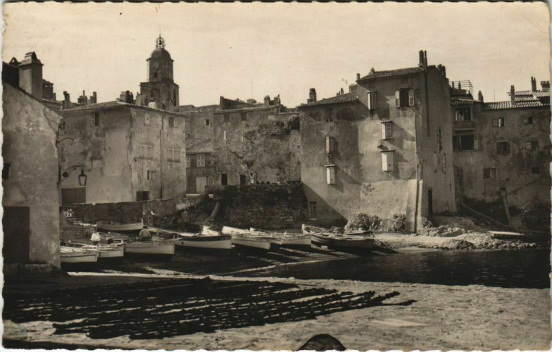 Carte postale ancienne Saint Tropez Le Port des Pecheurs France à Saint-Tropez