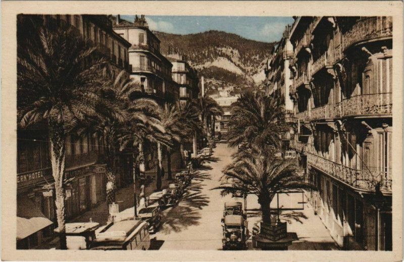 Carte postale ancienne Toulon Avenue Colbert France à Toulon