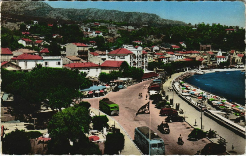 Carte postale ancienne Le Lavandou La Plage France au Lavandou
