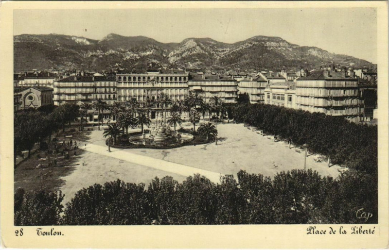 Carte postale ancienne Toulon Place de la Liberte France à Toulon