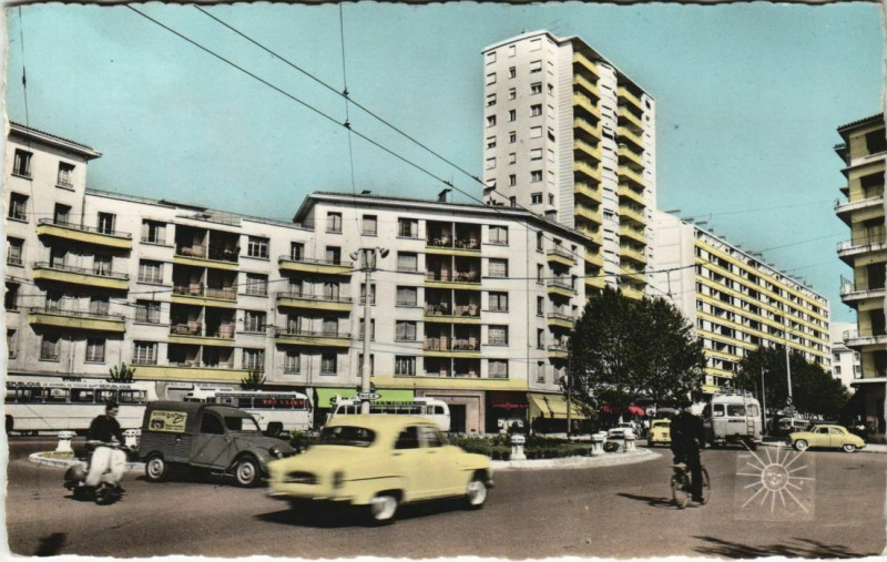 Carte postale ancienne Toulon Place Noel Blache France à Toulon