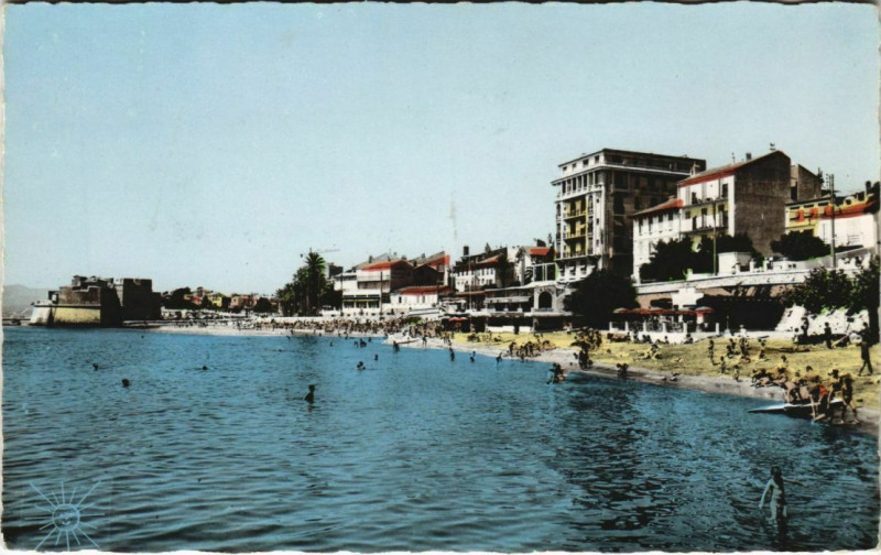 Carte postale ancienne Toulon La Plage du Mourillon et le Fort Saint-Louis France à Toulon
