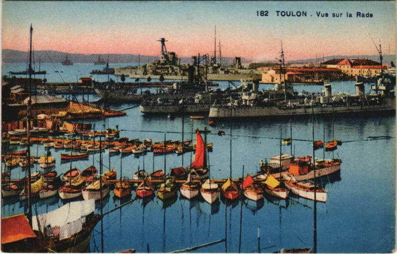 Carte postale ancienne Toulon vue sur la Rade France à Toulon