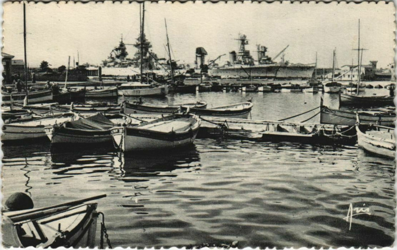 Carte postale ancienne Toulon Le Port France à Toulon