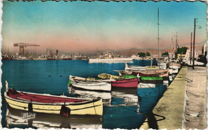 Carte postale ancienne Toulon Courrier des Iles, Le Port France à Toulon