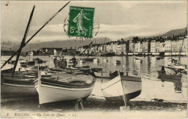 Carte postale ancienne Toulon Un coin des Quais France à Toulon