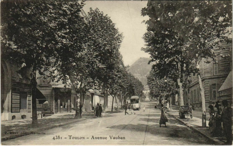 Carte postale ancienne Toulon Avenue Vauban France à Toulon