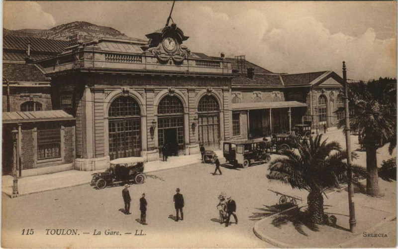 Carte postale ancienne Toulon La Gare France à Toulon