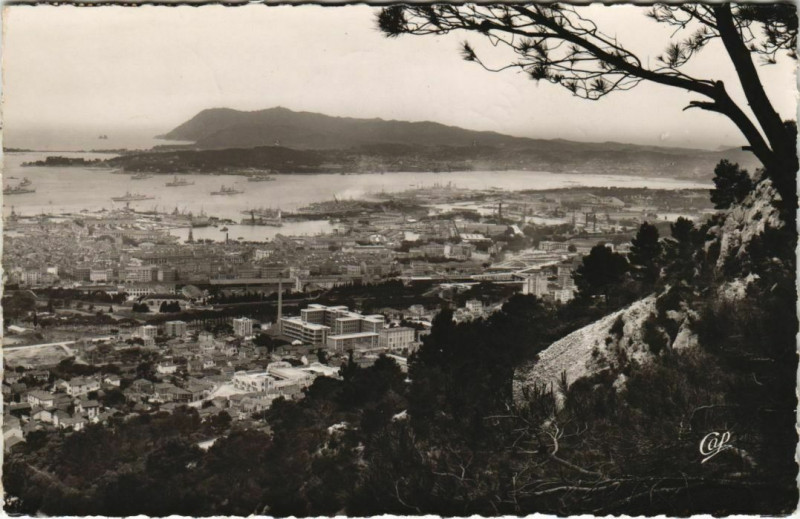 Carte postale ancienne Toulon vue generale France à Toulon