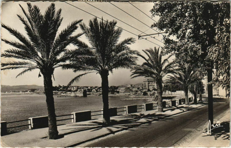 Carte postale ancienne Toulon Le Mourillon France à Toulon