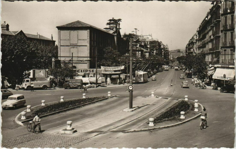 Carte postale ancienne Toulon Rond Point Noel Blanche France à Toulon