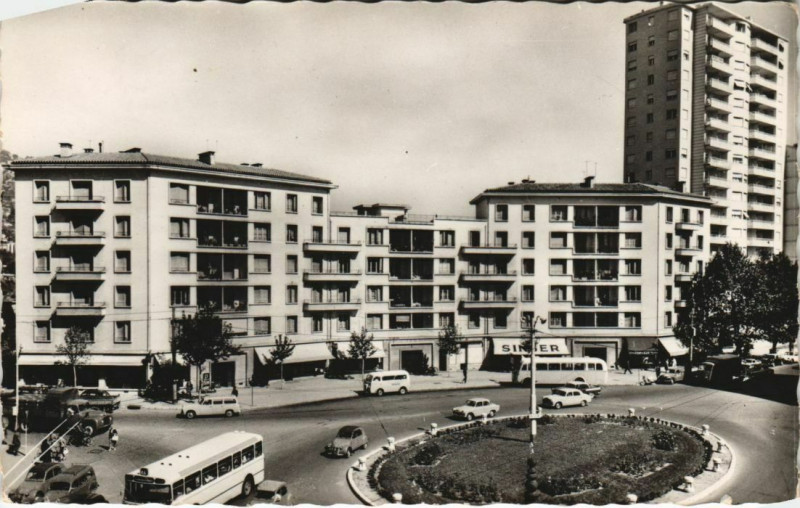 Carte postale ancienne Toulon Place Noel Blache France à Toulon