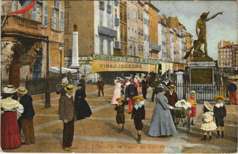 Carte postale ancienne Toulon Carre du Port et Genie Maritime France à Toulon