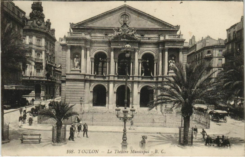Carte postale ancienne Toulon Le Theatre Municipal France à Toulon