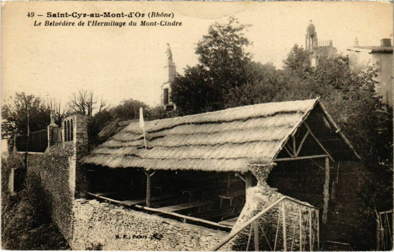 Carte postale ancienne Saint-Cyr-au-Mont-d'Or - Le Belvedere de l'Hermitage du Mt-Cindre à Saint-Cyr-au-Mont-d'Or