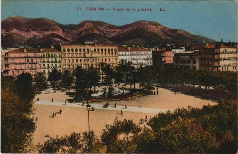 Carte postale ancienne Toulon Place de la Liberte France à Toulon