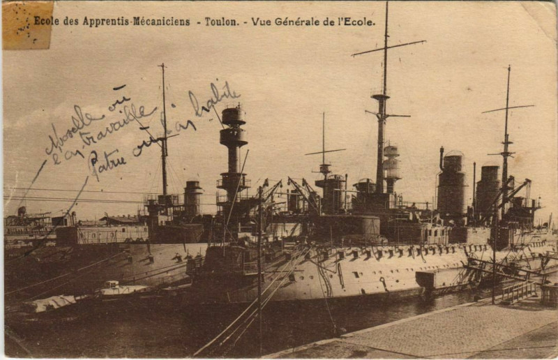 Carte postale ancienne Toulon vue generale de l'Ecole France à Toulon